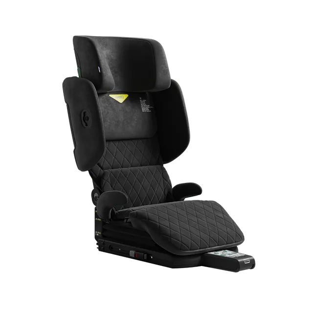 axkid-up-x-jon-olsson-kindersitz-125-150-cm-sonderedition-2 image 1