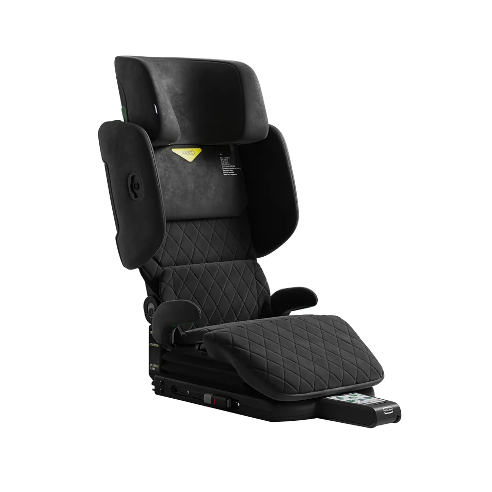 axkid-up-x-jon-olsson-kindersitz-125-150-cm-sonderedition-2 image 1