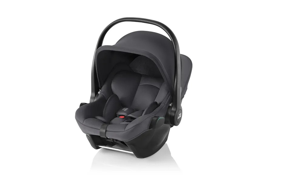 britax-r-mer-baby-safe-core-babyschale-midnight-grey-ab-geburt image 1